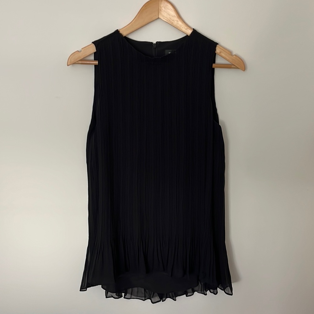 -Club Monaco Black Noir Pleated Swing Top Chemise Blouse XS NWT